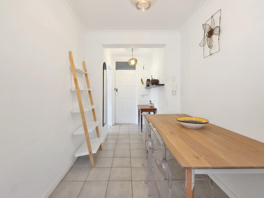 To Let 1 Bedroom Property for Rent in Sea Point Western Cape
